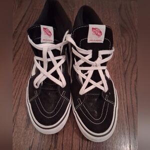 Vans Black & White Sneakers